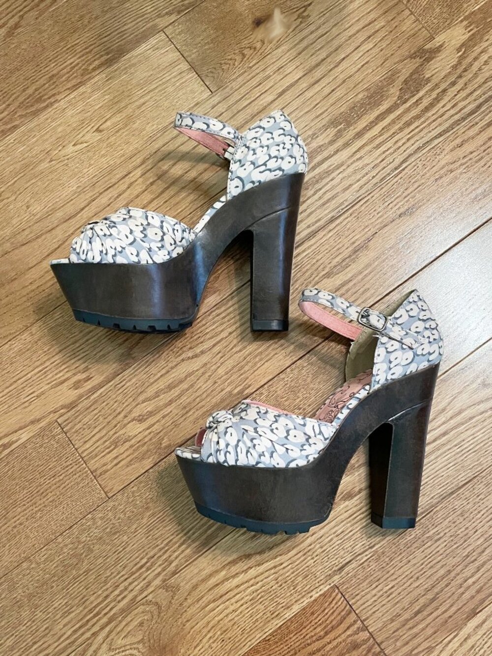 Jellypop Chriselle Heels Brand New size 6 1/2